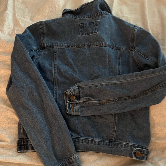Forever 21 sz Small denim jacket - Picture 3 of 3